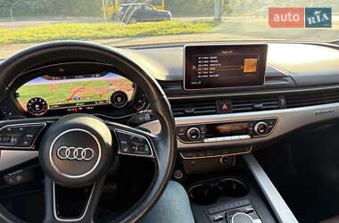 Седан Audi A4 2019 в 