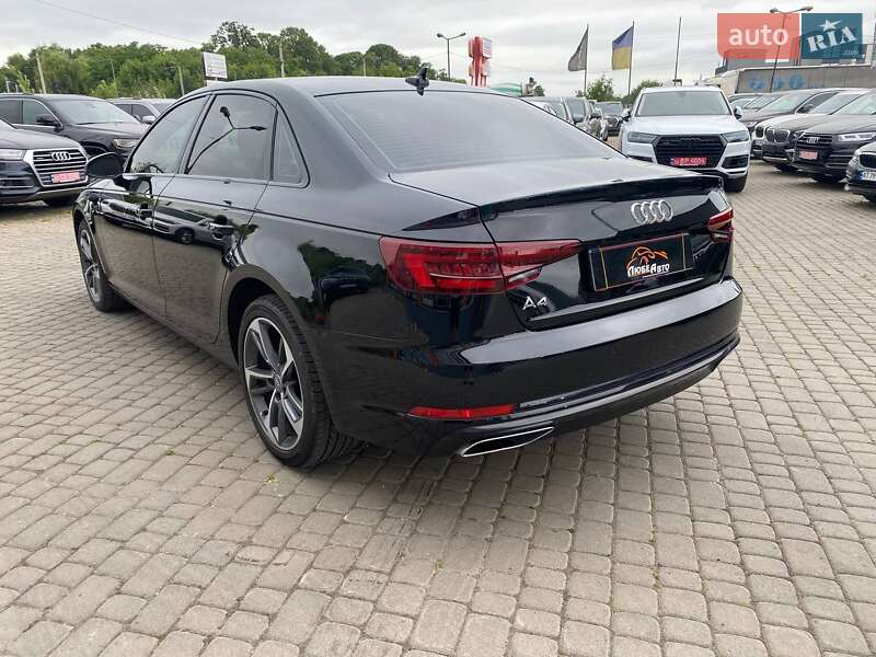 Седан Audi A4 2019 в Львові