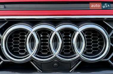 Седан Audi A4 2023 в 