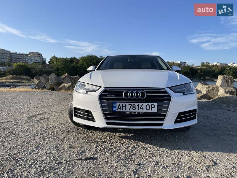 Седан Audi A4 2016 в Кременчуге