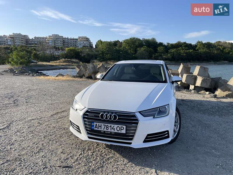 Седан Audi A4 2016 в Кременчуге