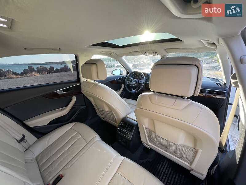 Седан Audi A4 2016 в Кременчуге