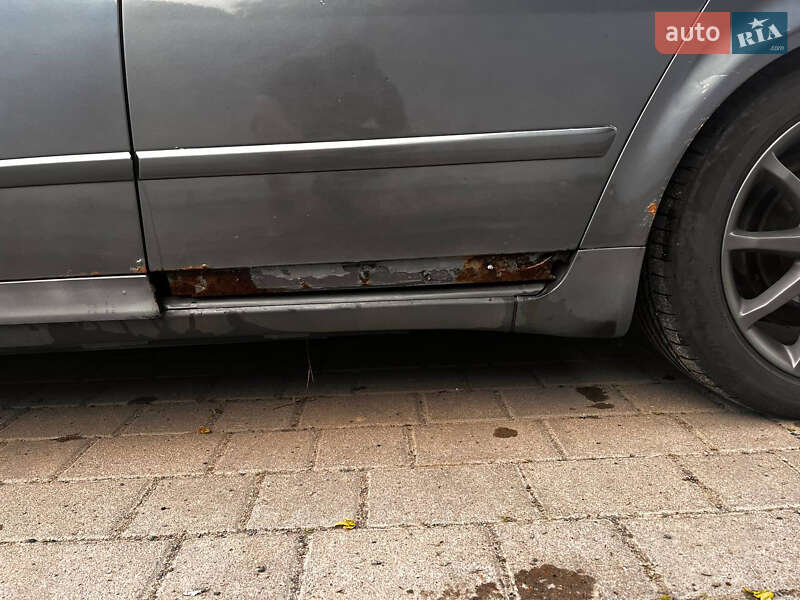 Універсал Audi A4 2002 в Луцьку