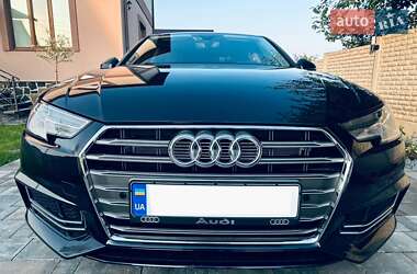 Седан Audi A4 2018 в Киеве
