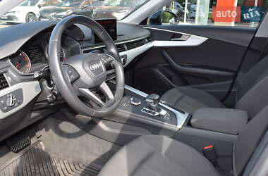 Седан Audi A4 2017 в 