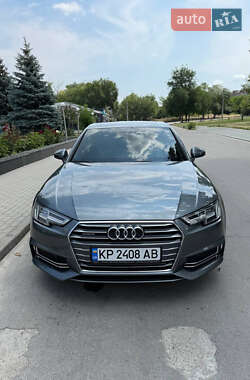 Седан Audi A4 2016 в 