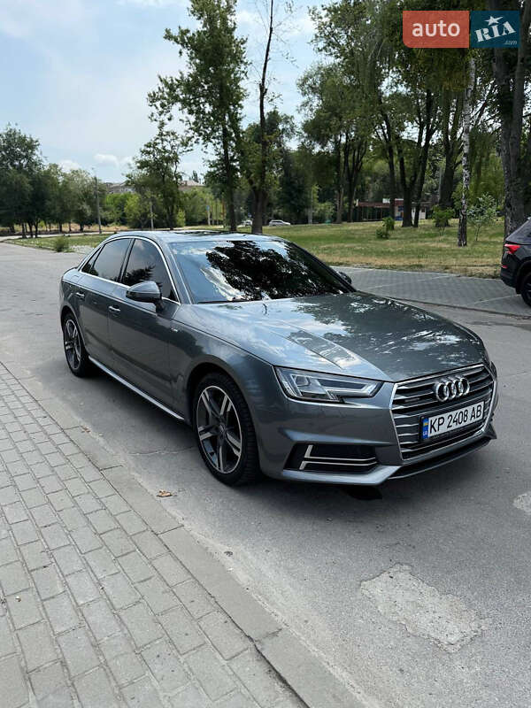 Седан Audi A4 2016 в Запоріжжі
