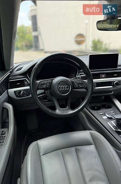 Седан Audi A4 2016 в 