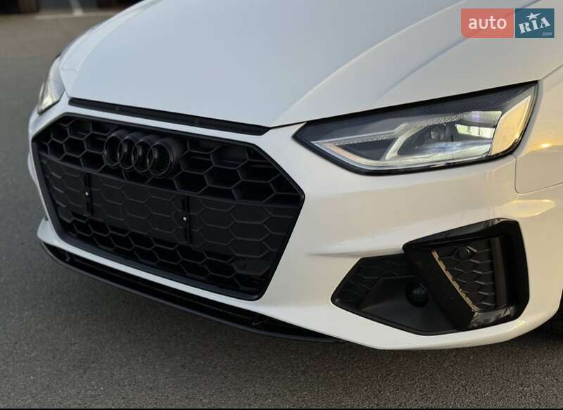 Седан Audi A4 2019 в Рівному