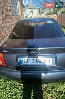 Седан Audi A4 1996 в 