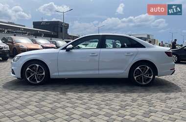 Седан Audi A4 2019 в 
