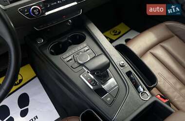 Седан Audi A4 2019 в 
