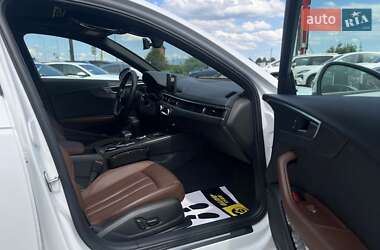 Седан Audi A4 2019 в 