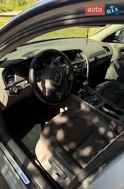 Седан Audi A4 2013 в 