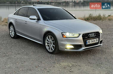 Седан Audi A4 2015 в Днепре