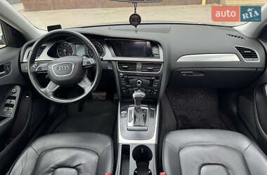 Седан Audi A4 2012 в 