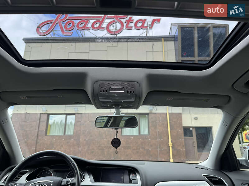 Седан Audi A4 2012 в Дніпрі