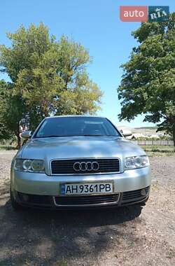 Седан Audi A4 2001 в 