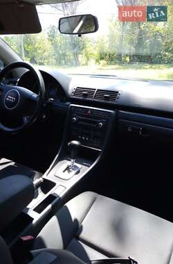 Седан Audi A4 2001 в 