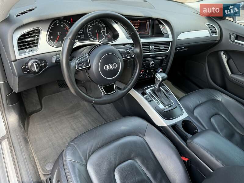 Седан Audi A4 2015 в Києві