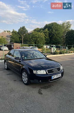 Седан Audi A4 2000 в 
