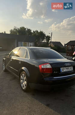 Седан Audi A4 2000 в 