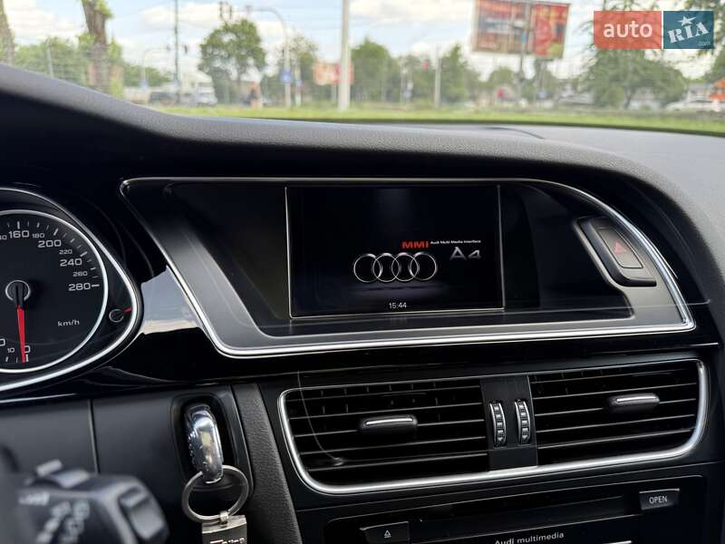Універсал Audi A4 2015 в Житомирі