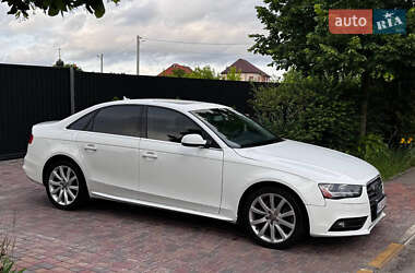 Седан Audi A4 2013 в 