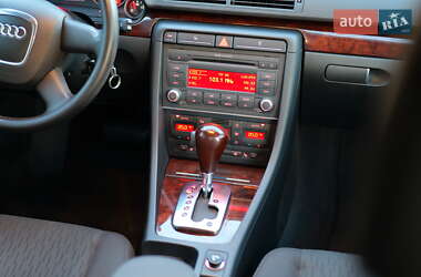 Седан Audi A4 2007 в 