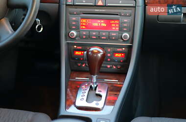 Седан Audi A4 2007 в 
