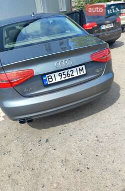 Седан Audi A4 2012 в 