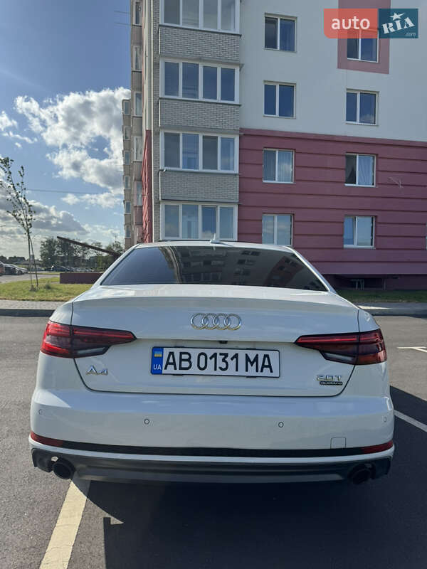 Седан Audi A4 2016 в Виннице
