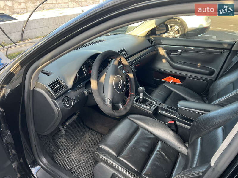Універсал Audi A4 2001 в Києві