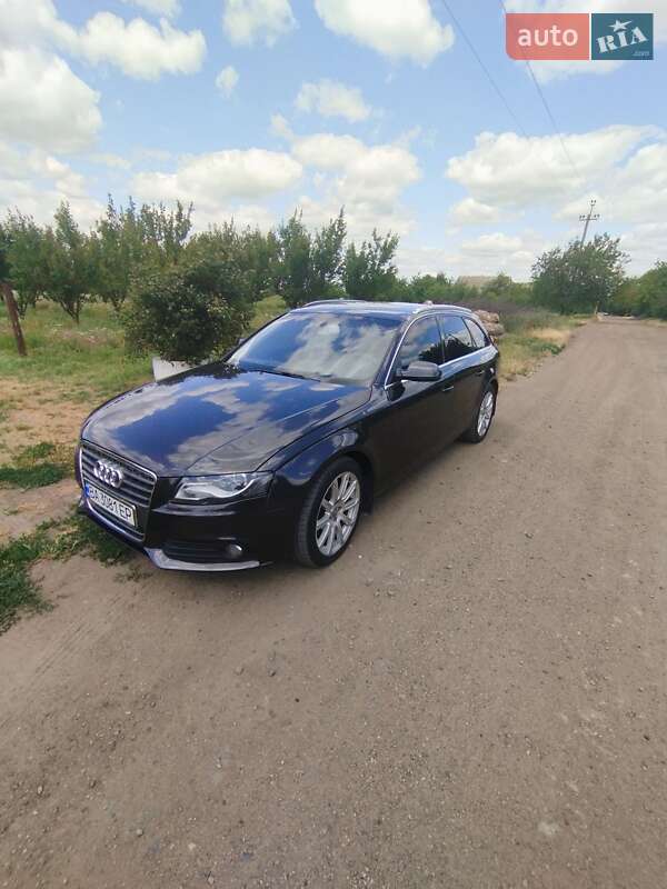 Универсал Audi A4 2010 в 