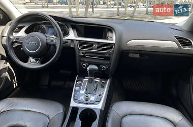 Седан Audi A4 2015 в 