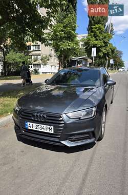 Седан Audi A4 2016 в Киеве