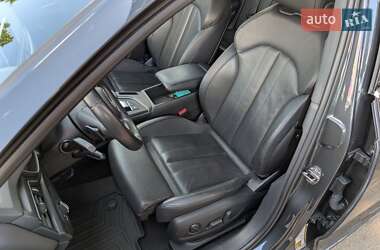 Седан Audi A4 2018 в 
