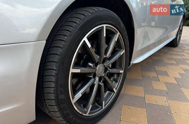 Седан Audi A4 2013 в 