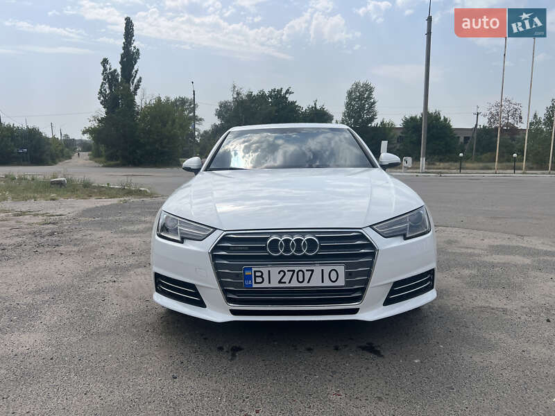 Седан Audi A4 2016 в Изюме
