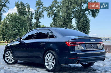 Седан Audi A4 2016 в 