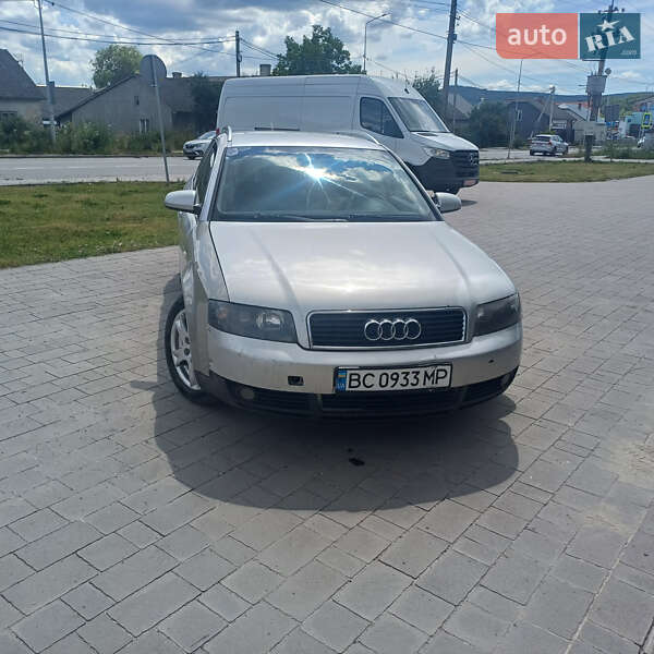 Універсал Audi A4 2001 в Бережанах