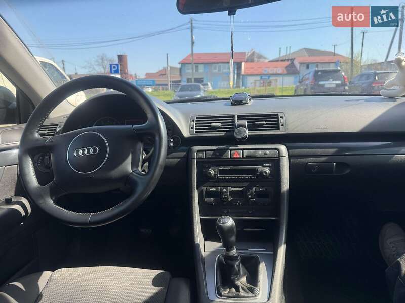 Седан Audi A4 2002 в Софіївській Борщагівці