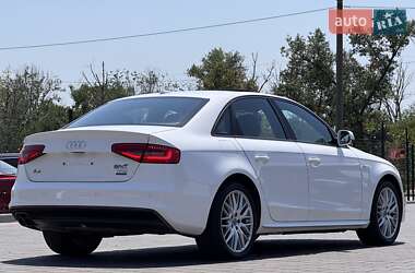 Седан Audi A4 2015 в 
