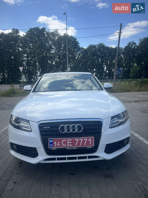 Седан Audi A4 2011 в 