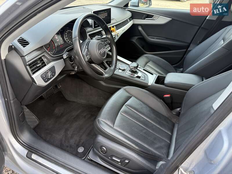 Седан Audi A4 2015 в Львові