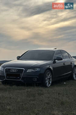 Седан Audi A4 2012 в Полтаве