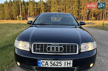Седан Audi A4 2001 в 