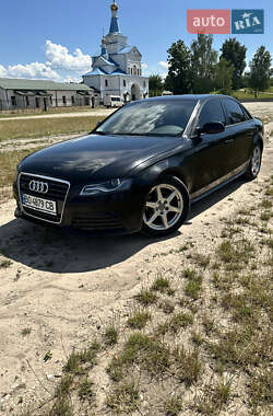 Седан Audi A4 2011 в 