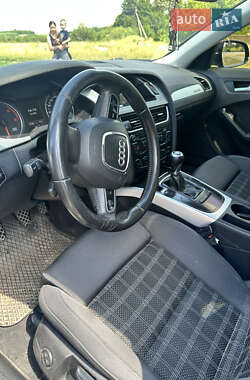 Седан Audi A4 2011 в 