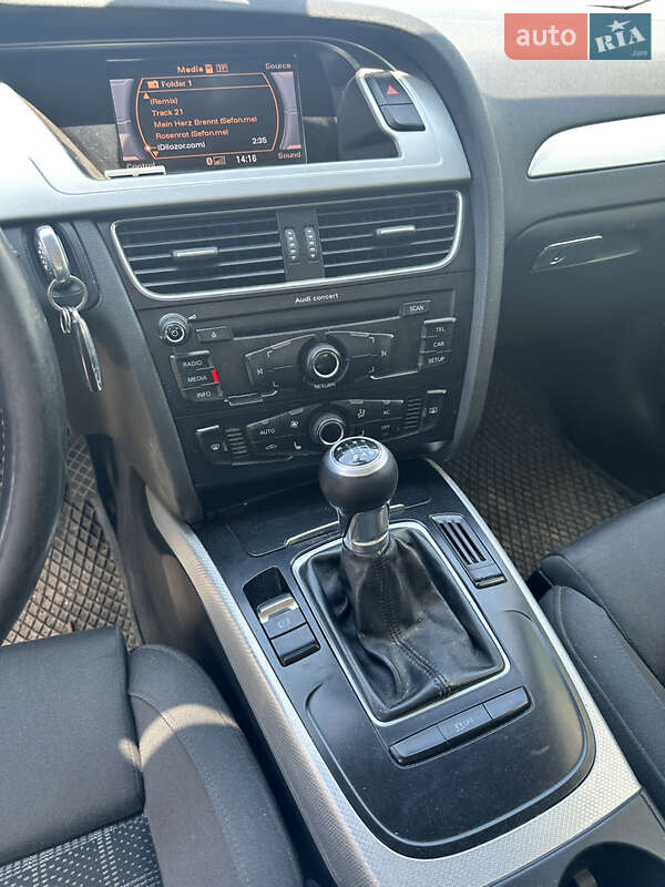 Седан Audi A4 2011 в Кременці
